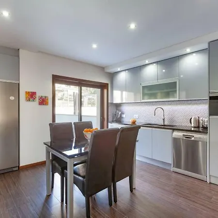 Private Modern Home, Fully Equipped 7kms To Centre Tatil Evi *