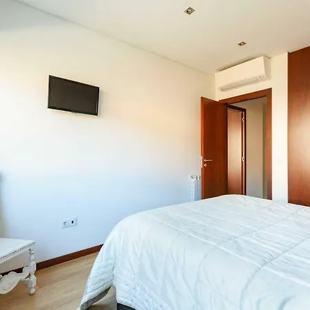 Holiday home Private Modern Home, Fully Equipped 7kms To Centre Braga