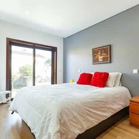 Holiday home Private Modern Home, Fully Equipped 7kms To Centre Braga